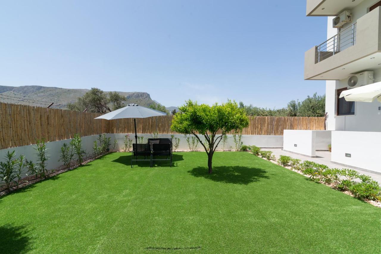 Modern House With Pool Near Beach Gazi 외부 사진