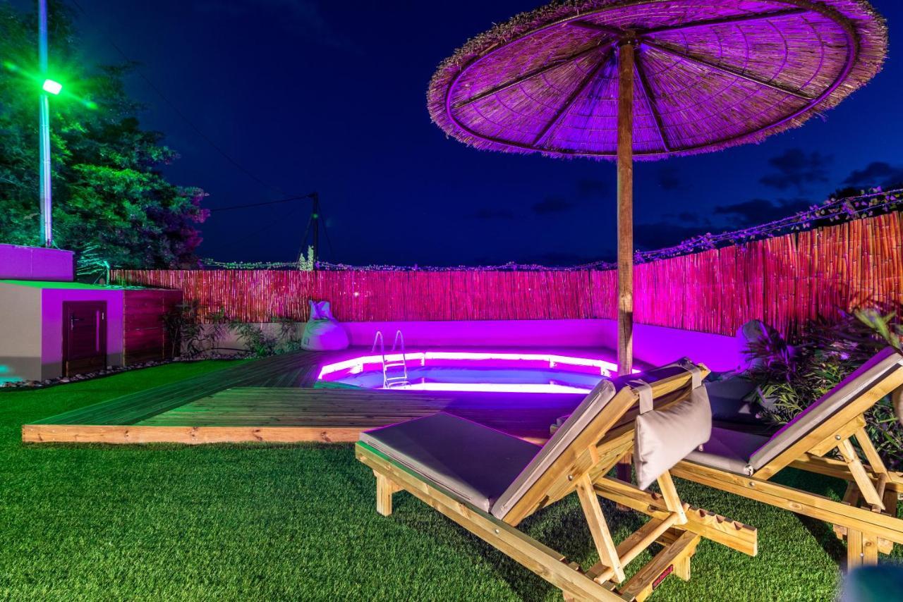 Modern House With Pool Near Beach Gazi 외부 사진