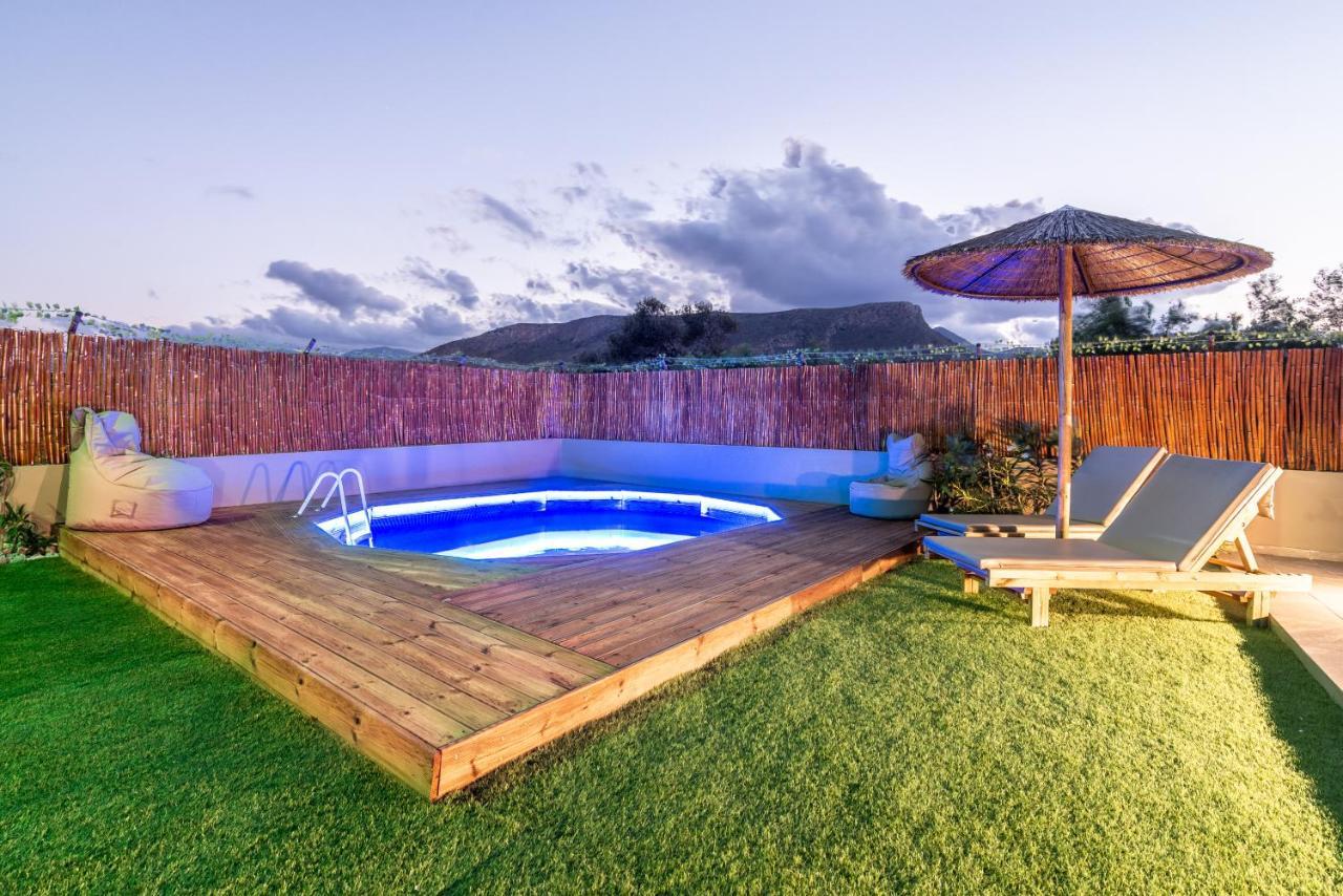 Modern House With Pool Near Beach Gazi 외부 사진
